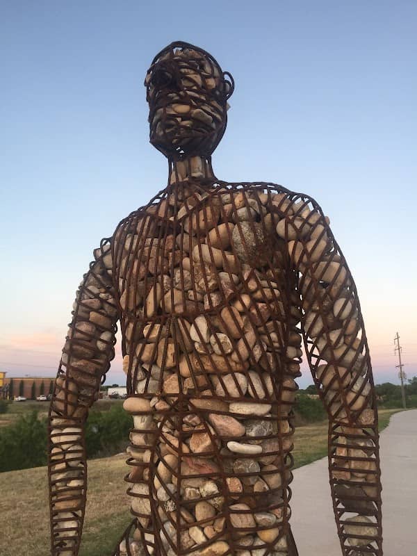 Sculpture on Red Arroyo Trail - Image 1