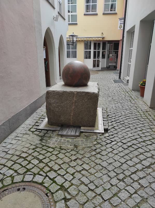 Kugelbrunnen - Image 1