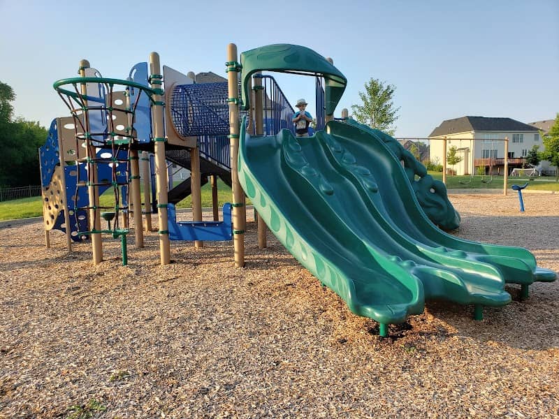 Hawk View Park - Image 1