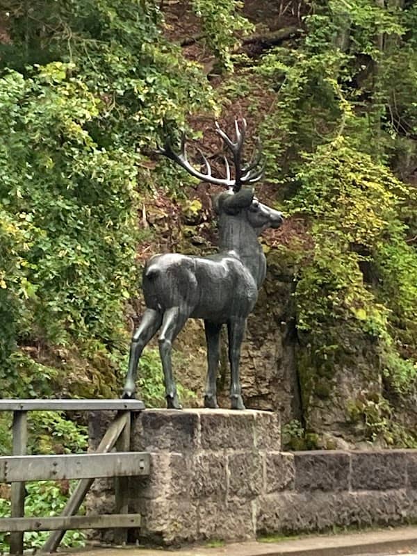 Hirsch-Skulptur - Image 1