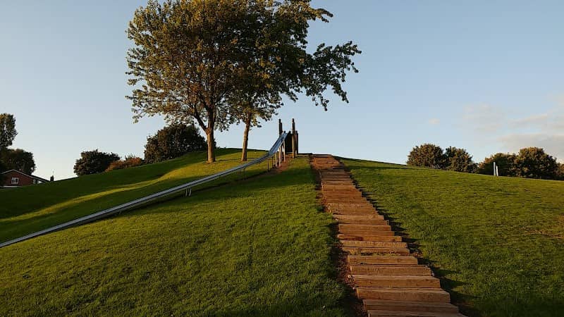 Redwood Park - Image 2