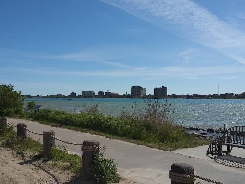 Blue Water River Walk - Image 3