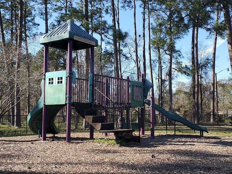 Rue Rochelle Park - Image 2