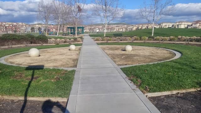Devany Square - Image 1