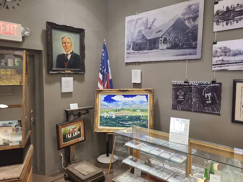Old Courthouse Museum - Image 1