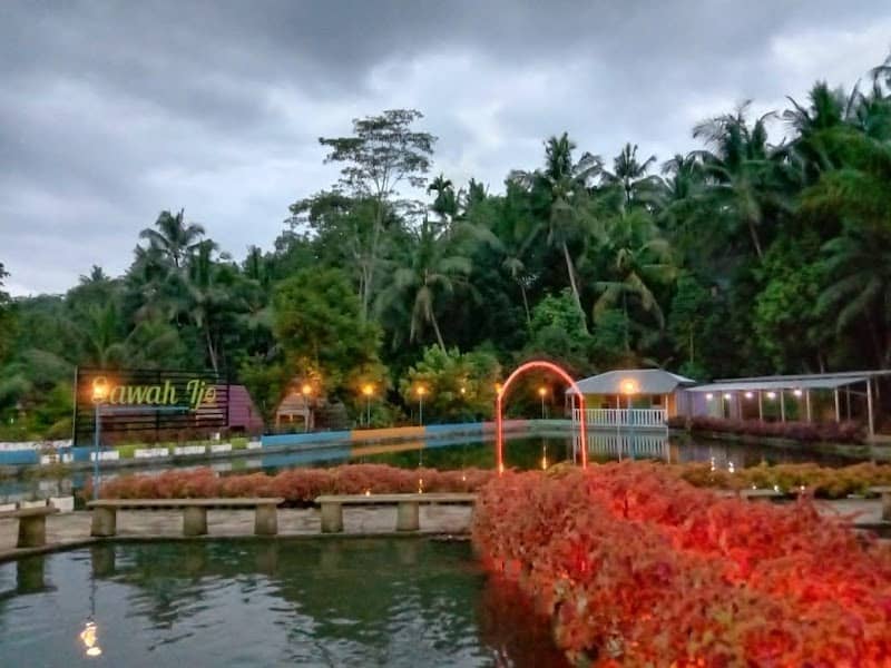 Wisata Keluarga Taman Sawah Ijo - Image 1