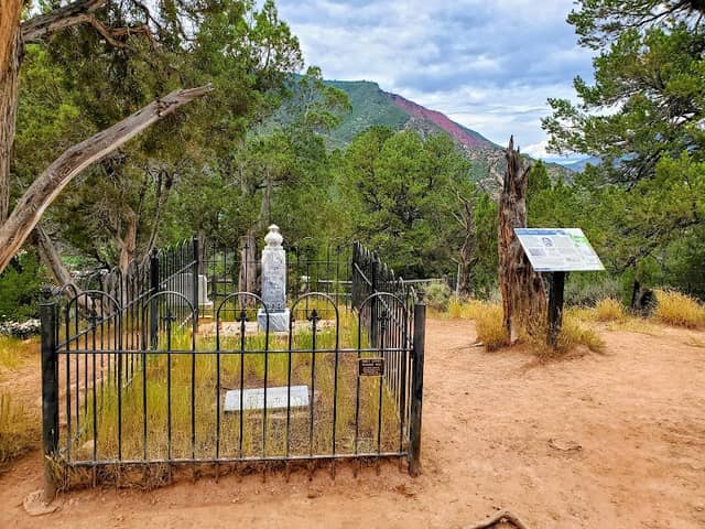 Doc Holliday's Grave Trailhead - Image 1