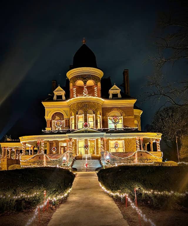Seiberling Mansion - Image 2