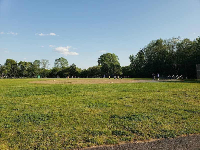 Ray Ash Park - Image 2