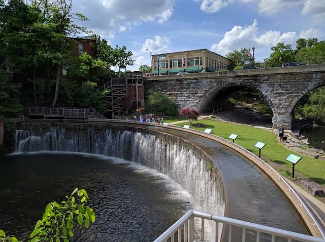 Franklin Mills Riveredge Park - Image 2