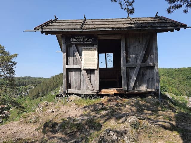 Schutzhütte "Sängerhäuschen" des Heimatvereins Pottenstein e.V. - Image 1