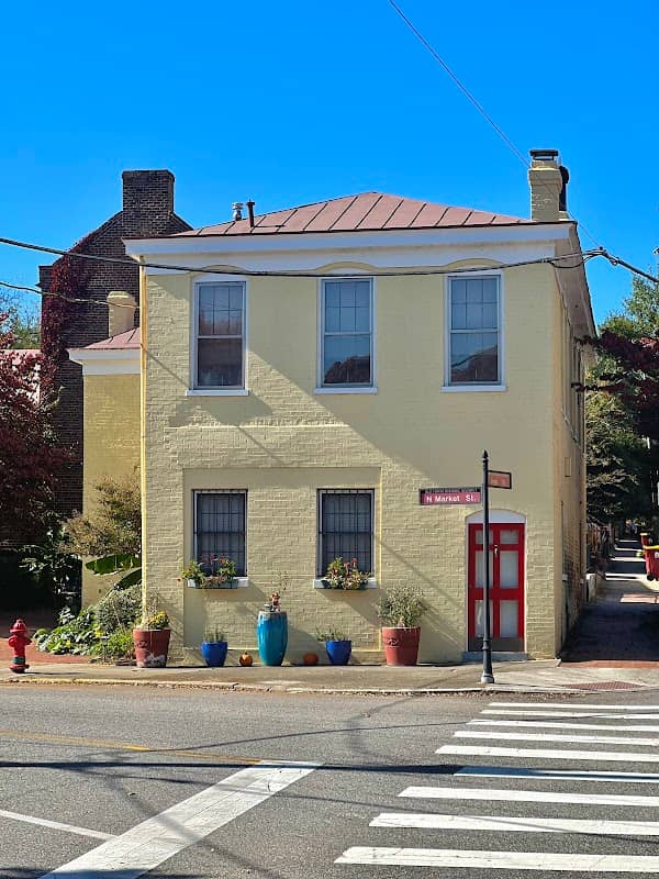 Historic Old Towne Petersburg - Image 2