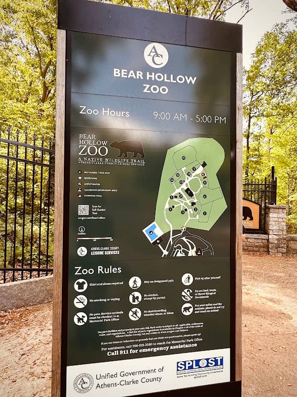 Bear Hollow Zoo - Image 1