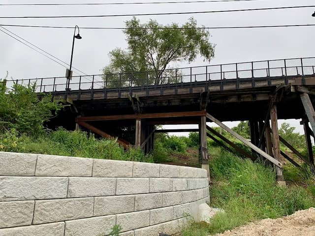 Rock Island Trail - Railroad Street Trailhead - Image 2