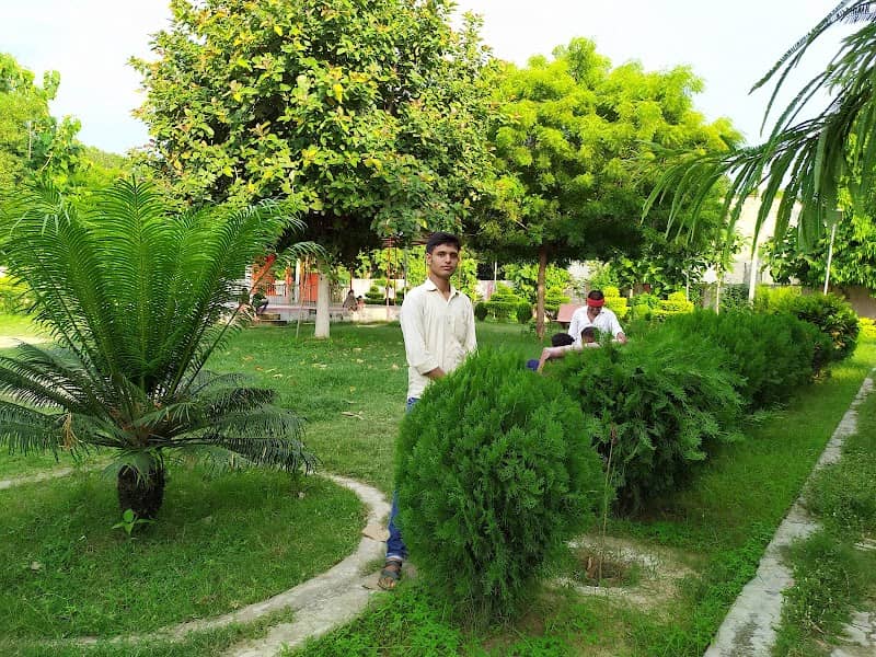 Mahaveer Park - Image 1