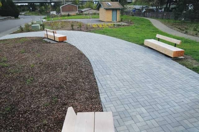 Tipsu Palach Park - Image 1