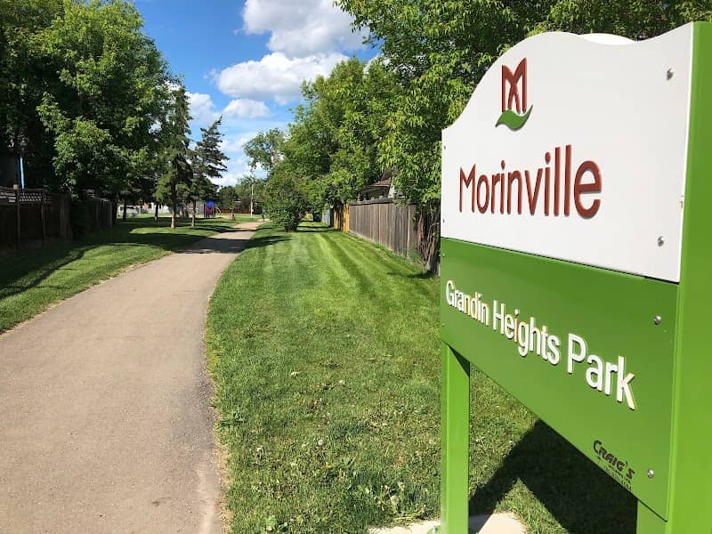 Grandin Heights Park - Image 1