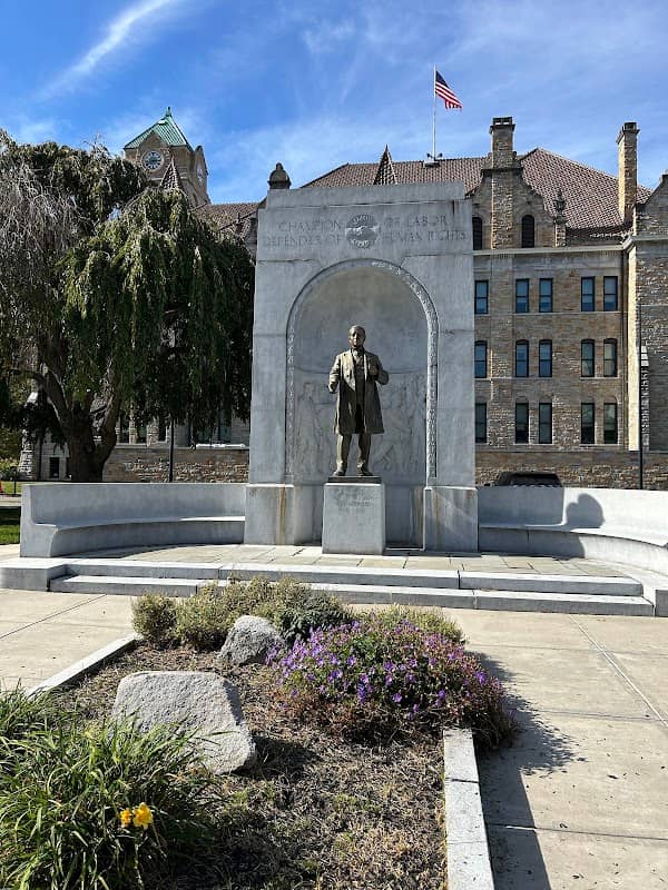 Champion of Labor Sculpture - Image 2