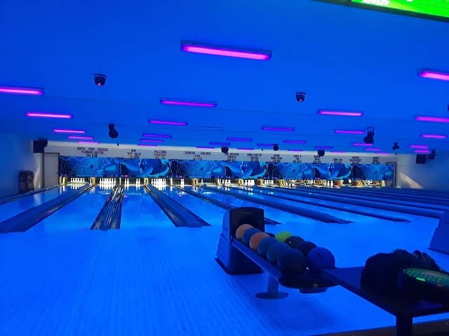 Champion Lanes - Image 1