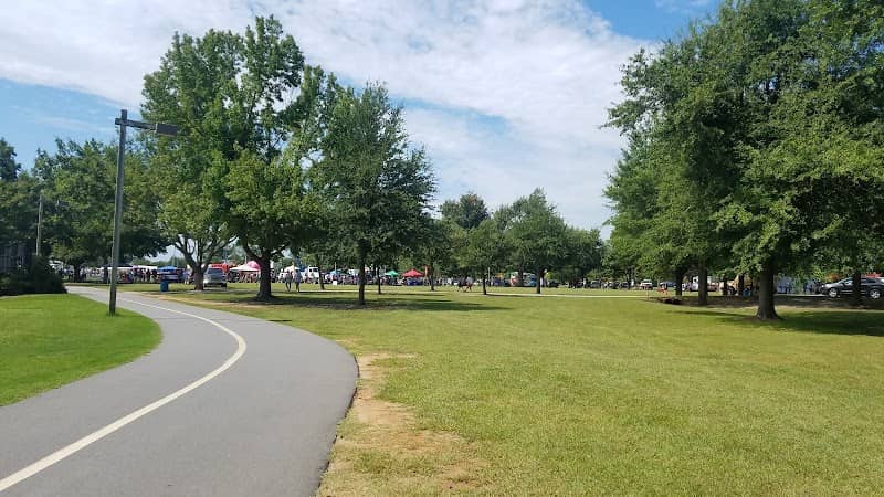Virginia Acres Park - Image 3