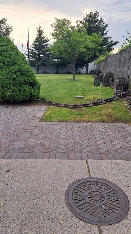 Veterans Park - Image 2
