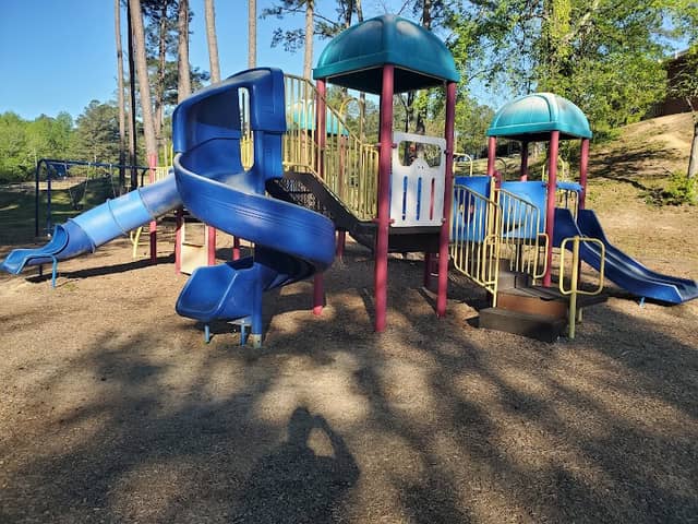 Rowan Park - Image 2