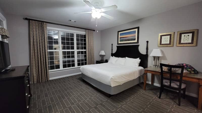Club Wyndham Lake Marion - Image 2