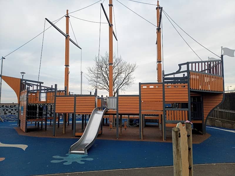 Marine Gardens - Image 1