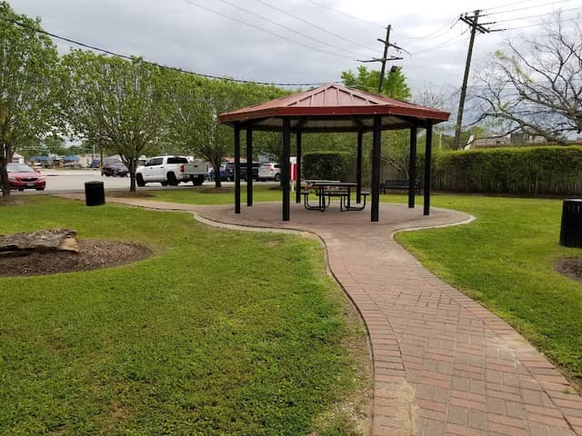 City Hall Pocket Park - Image 1
