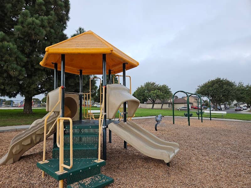 Laurelwood Park - Image 1