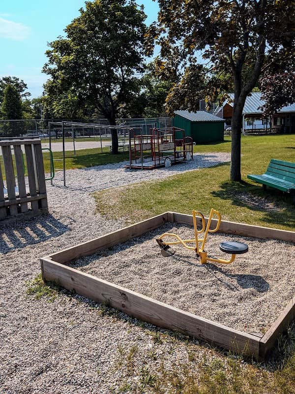 Tom Dillon Park - Image 1