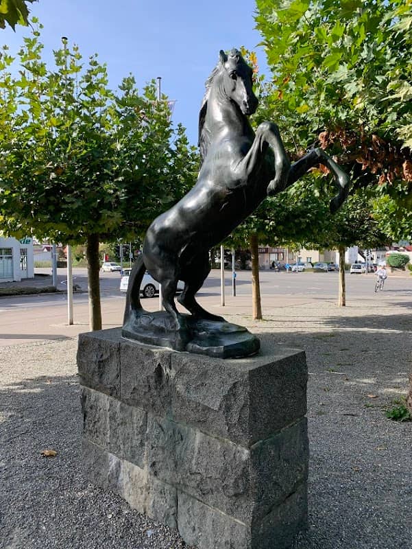 Skulptur "Steigendes Pferd" - Image 1