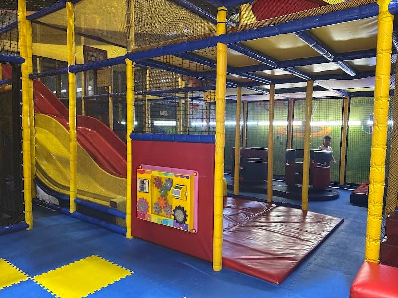 Fun Block - 06 Mall - Image 1