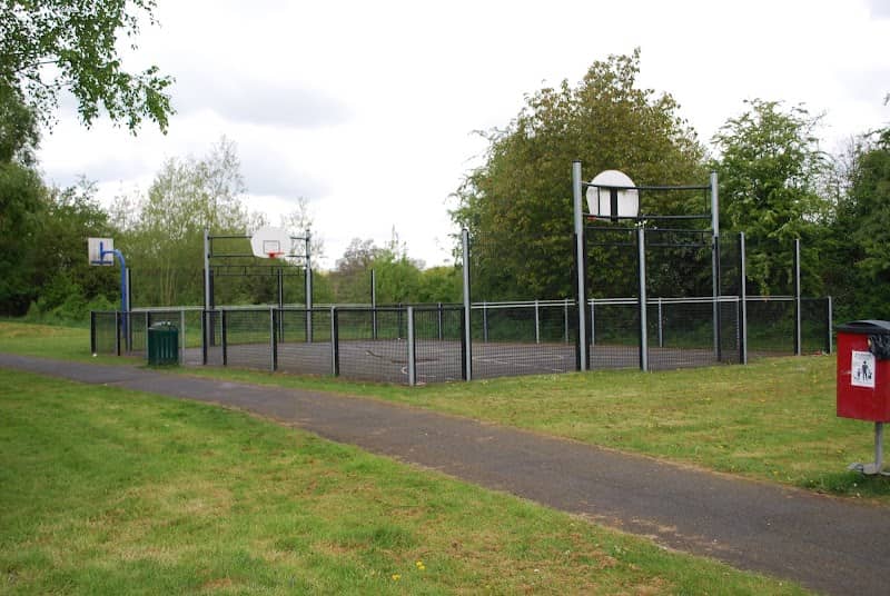 Willow Park - Image 1