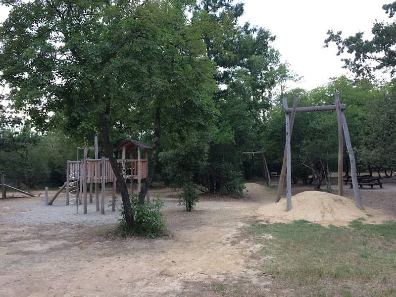 Parco Robinson - Image 1