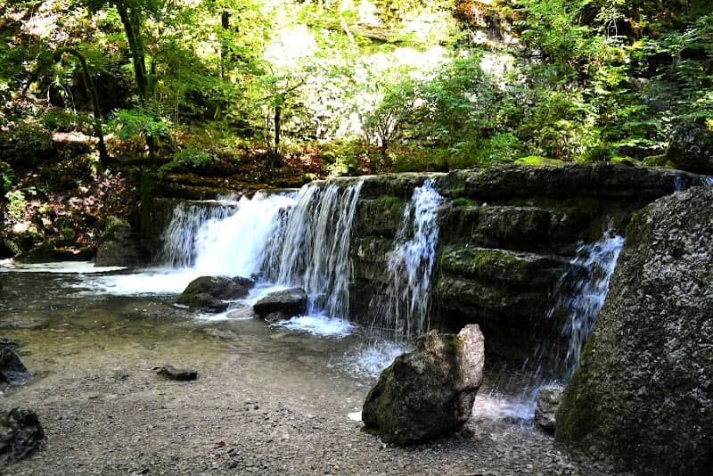Saut du château Garnier - Image 1
