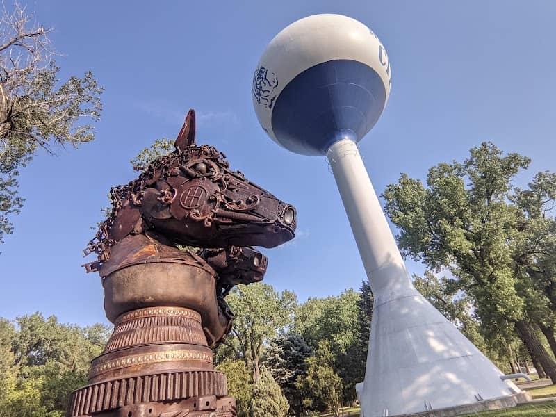Horse statue - Image 1