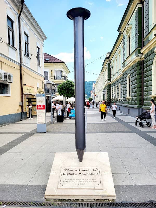 The Nail (Cuiul) - Image 1