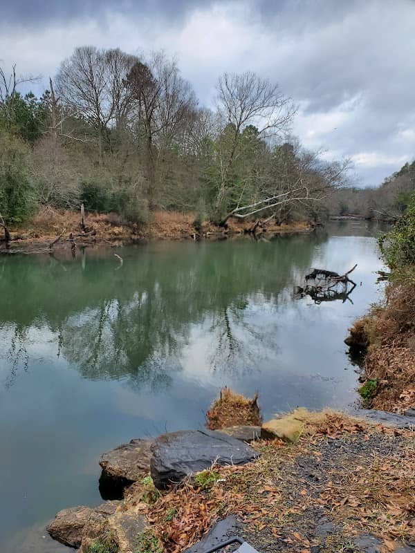Riverside Picnic Area - Image 2
