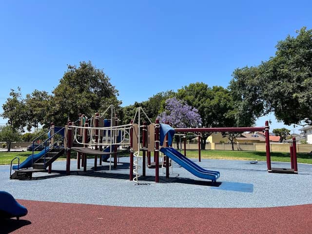 Evergreen Park - Image 1