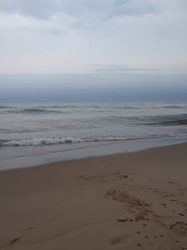 Lake View Beach - Image 2