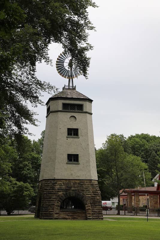 The Garfield family's windmill. - Image 1