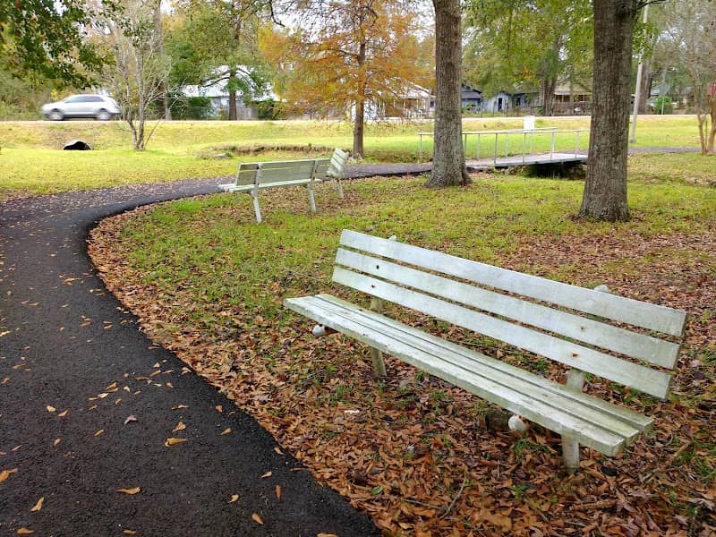 Dequincy Park - Image 2