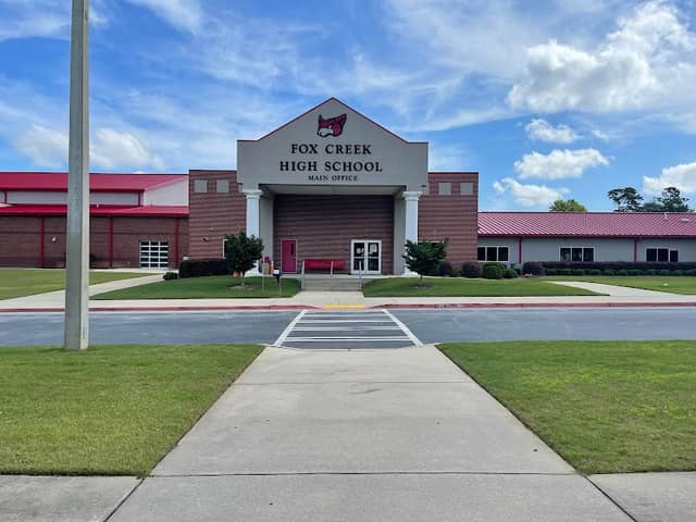 Fox Creek High School - Image 1