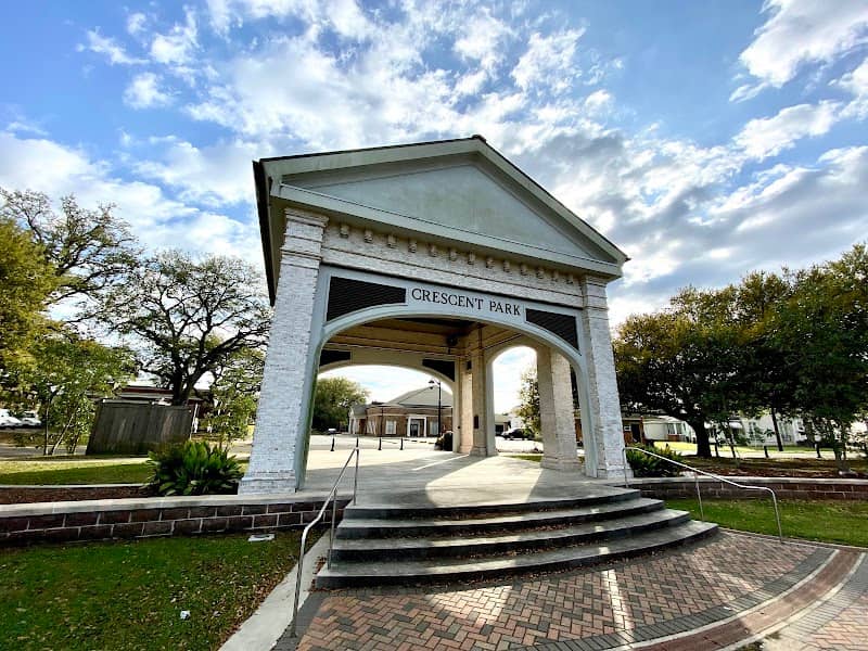 Crescent Park - Image 1