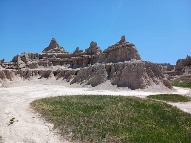 Window Trail - Image 1