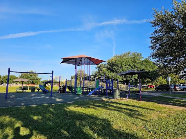The Hewitt Park - Image 1
