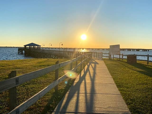 Sunset Point Park - Image 2