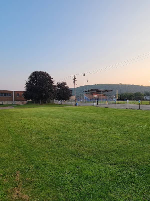 Maple City Park - Image 2