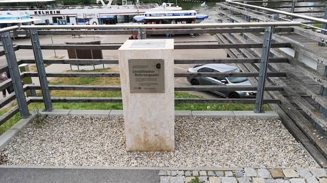 Geodätischer Referenzpunkt Kelheim - Image 1
